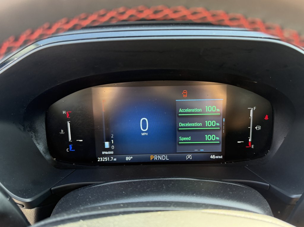 Used 2025 Ford Escape ST-Line Select AWD/4WD image 13