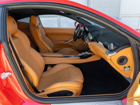 Used 2016 Ferrari F12 Berlinetta RWD image 29
