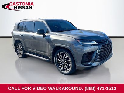 Used 2023 Lexus LX 600 4WD w/ Appearance Package