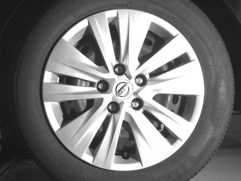 Used 2025 Nissan Sentra S FWD image 14
