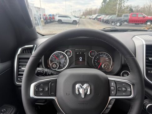New 2026 RAM 1500 Big Horn AWD/4WD image 22
