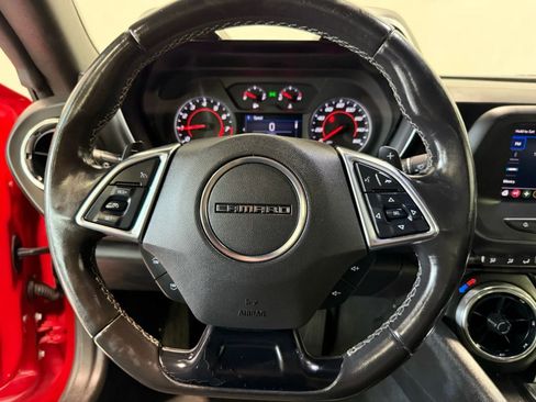 Used 2020 Chevrolet Camaro LT image 13