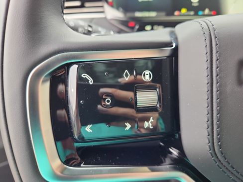 New 2026 Land Rover Range Rover Sport SE image 19