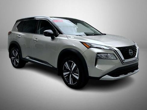 Certified 2023 Nissan Rogue Platinum w/ Platinum Premium Package AWD/4WD image 3