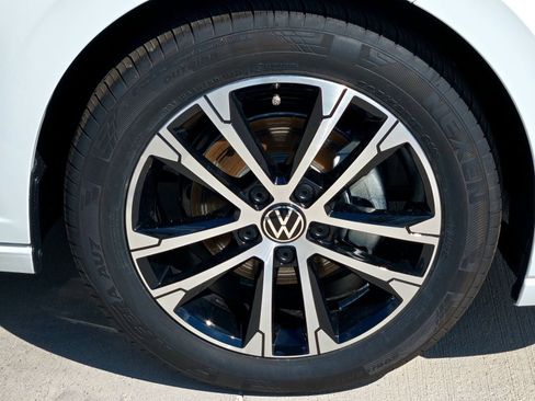 New 2025 Volkswagen Jetta Sport image 7