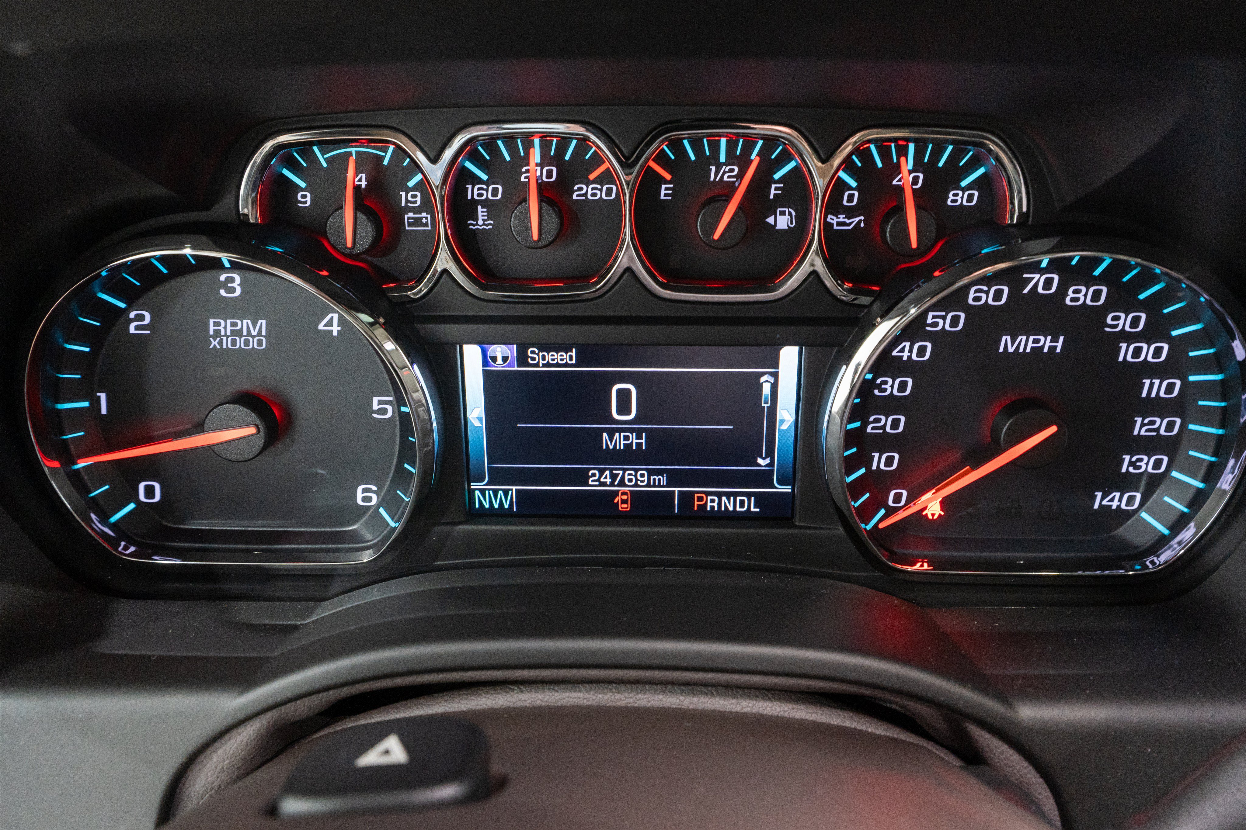 Used 2019 GMC Yukon SLT w/ Premium Edition AWD/4WD image 24