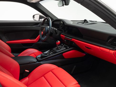 Used 2024 Porsche 911 GT3 image 29