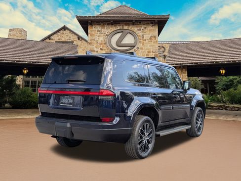 Certified 2025 Lexus GX 550 w/ Accessory Package (2T) image 3