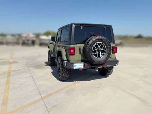 New 2025 Jeep Wrangler Rubicon w/ Convenience Group image 9
