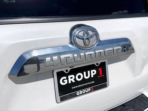 Used 2017 Toyota 4Runner Limited RWD image 10