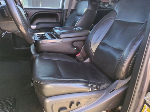 Certified 2015 Chevrolet Silverado 2500 LT w/ LT Convenience Package image 17