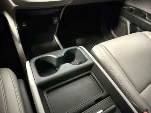 Used 2023 Honda Odyssey EX-L image 24