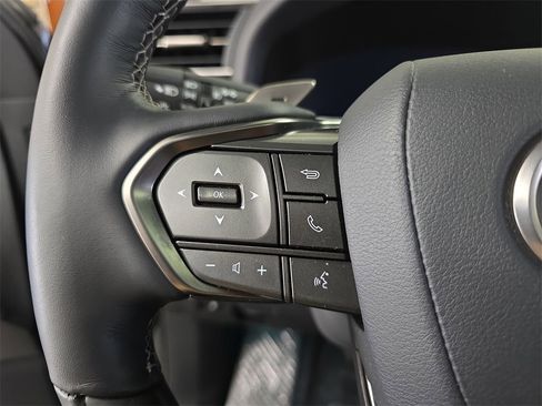 Certified 2025 Lexus LX 700h Luxury image 17