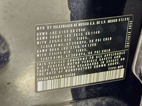 Used 2023 Volkswagen Tiguan SE FWD image 39
