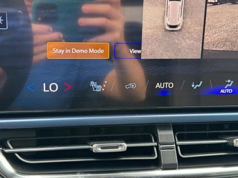 New 2026 Chevrolet Equinox EV LT image 14