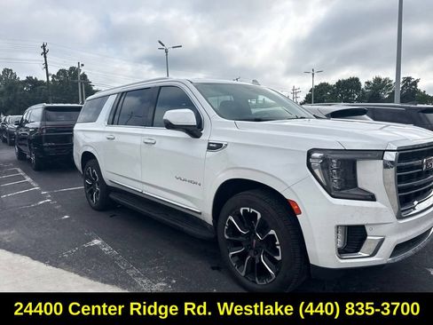 Used 2022 GMC Yukon XL SLT w/ SLT Premium Package AWD/4WD image 10