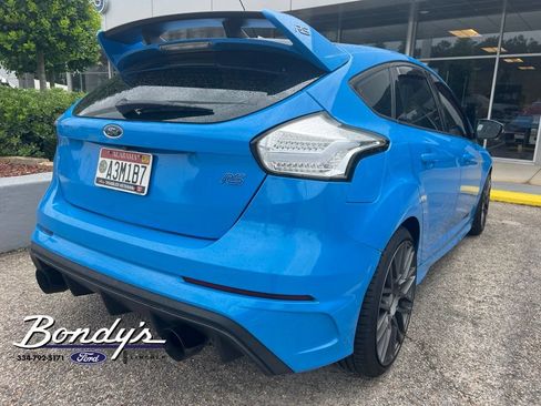 Used 2017 Ford Focus RS AWD/4WD image 5