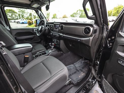 Used 2021 Jeep Wrangler Unlimited Sport AWD/4WD image 29