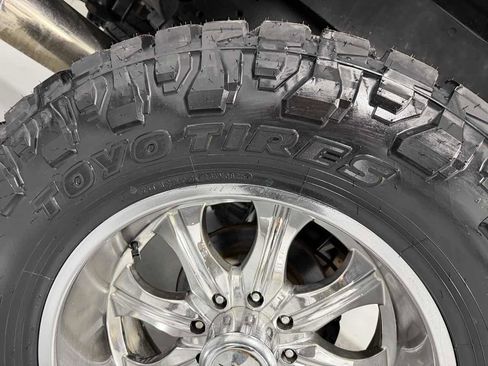 Used 2007 Chevrolet Silverado 2500 LT w/ Heavy-Duty Power Package image 8