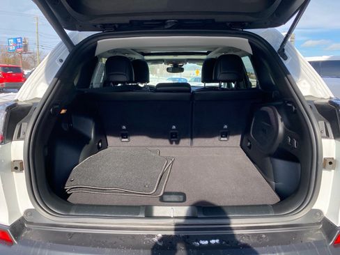 Used 2022 Jeep Cherokee Limited image 24