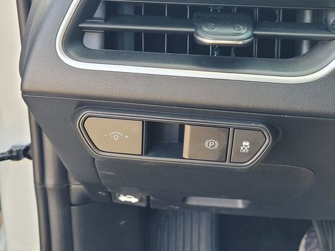 Used 2025 Kia K4 FWD image 25