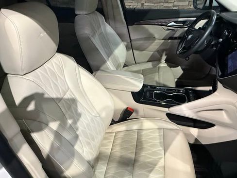 Used 2021 Buick Envision Avenir image 4