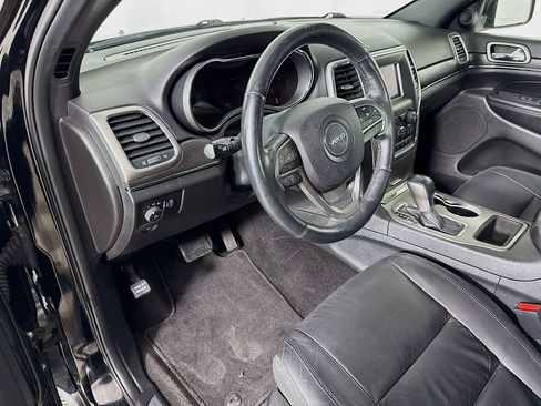 Used 2018 Jeep Grand Cherokee Limited image 9