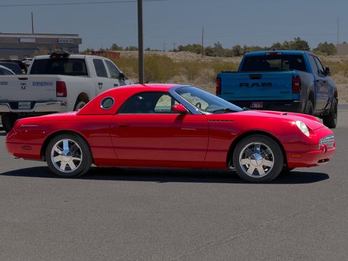 Used 2002 Ford Thunderbird RWD image 6