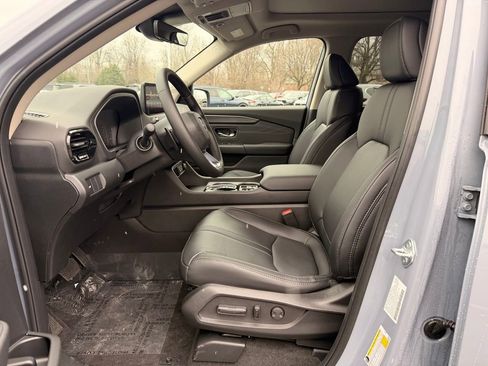 New 2026 Honda Pilot Touring image 11