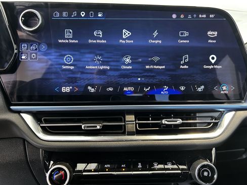 Used 2025 Chevrolet Equinox EV LT w/ Convenience Package FWD image 14