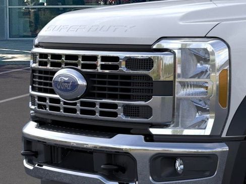 New 2025 Ford F450 XL AWD/4WD image 17