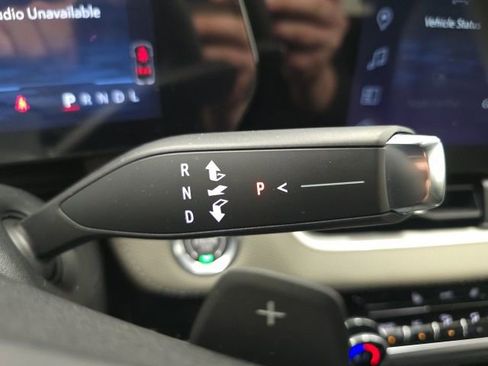 New 2026 Chevrolet Equinox LT w/ Convenience Package II image 16