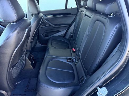 Used 2017 BMW X1 sDrive28i image 13