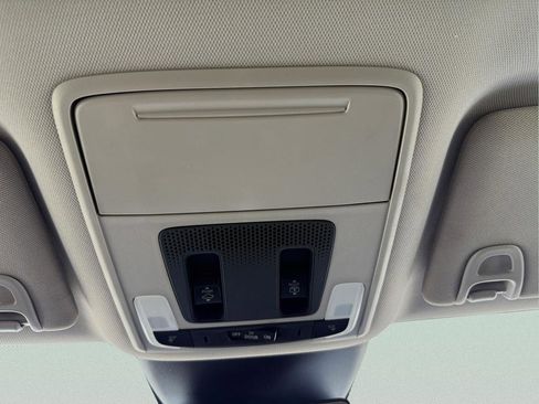 New 2025 Honda Pilot Touring image 26