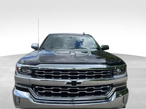 Used 2018 Chevrolet Silverado 1500 LTZ w/ Sport Package AWD/4WD image 13