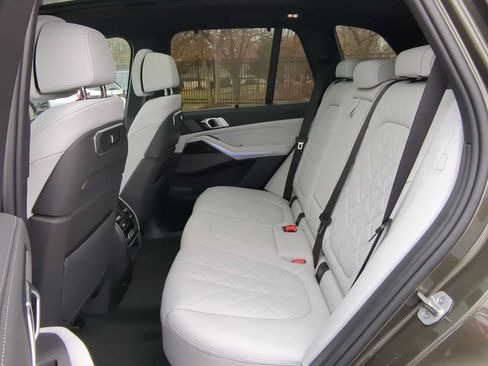 Used 2026 BMW X5 xDrive40i w/ Executive Package AWD/4WD image 21