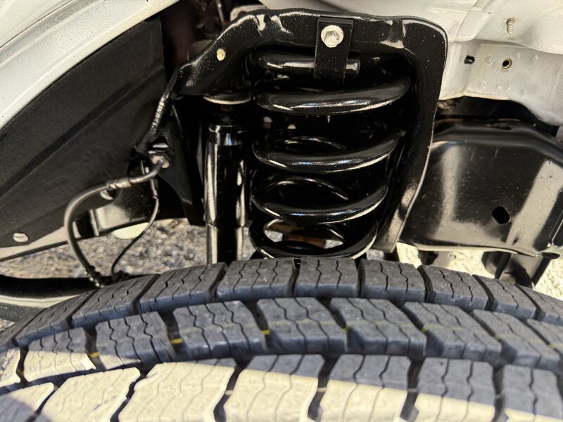 Used 2023 Ford E-350 and Econoline 350 Super Duty w/ Power Windows & Locks Group RWD image 7