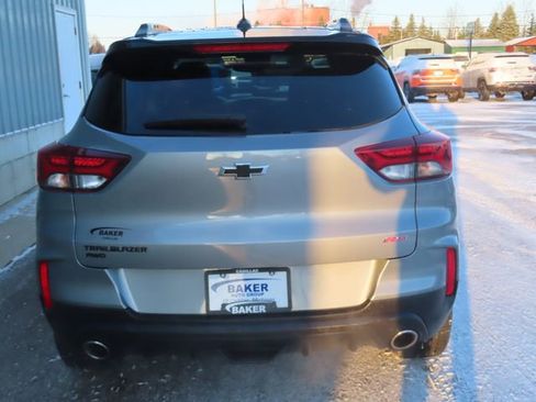Used 2023 Chevrolet TrailBlazer RS w/ Technology Package image 9
