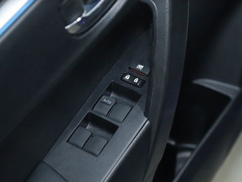 Used 2016 Toyota Corolla S image 16