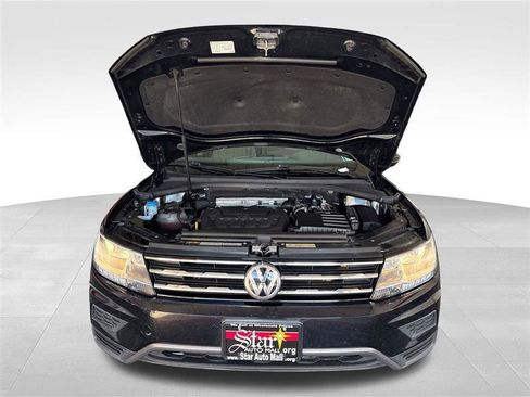 Used 2021 Volkswagen Tiguan SE AWD/4WD image 11