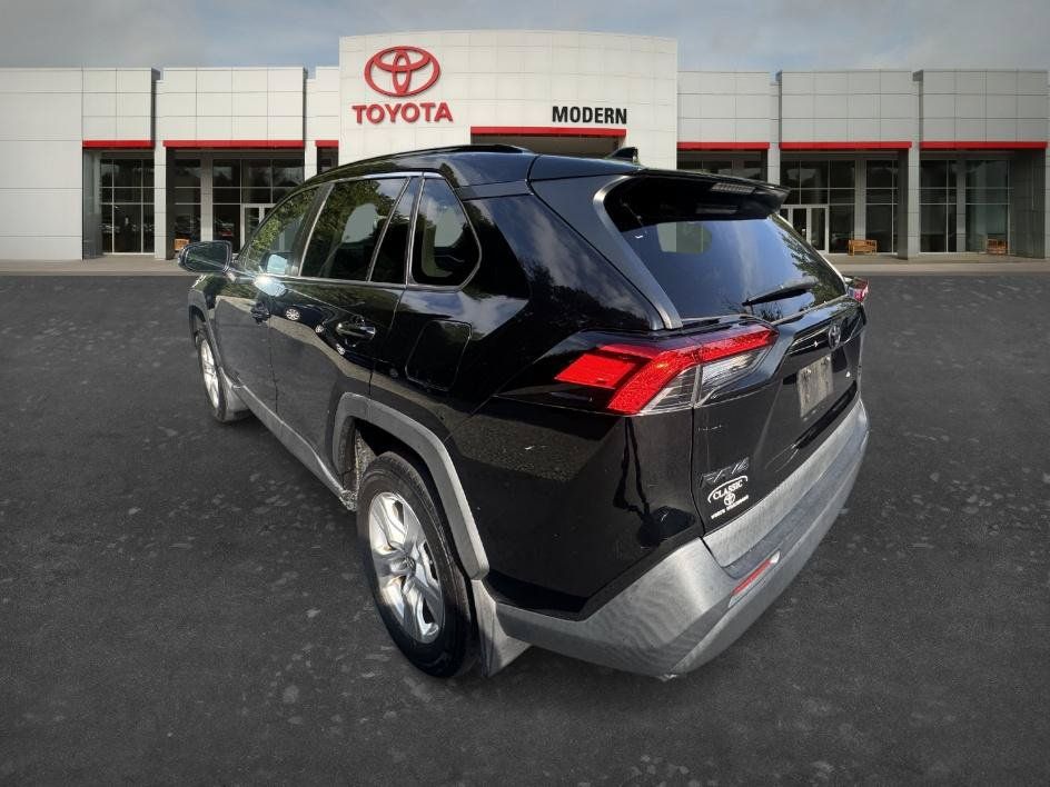 Used 2020 Toyota RAV4 XLE w/ Convenience Package AWD/4WD image 19