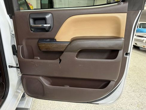 Used 2019 GMC Sierra 3500 Denali w/ Duramax Plus Package AWD/4WD image 44