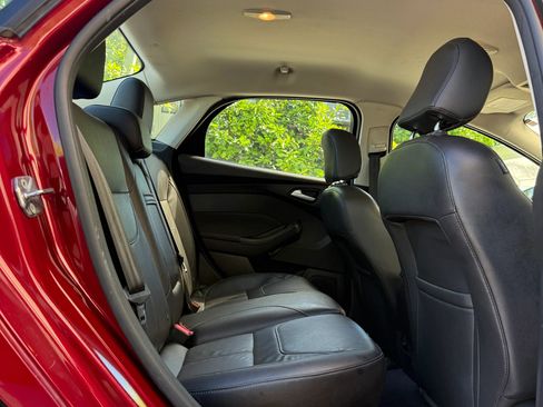 Used 2015 Ford Focus SE w/ Equipment Group 201A image 17