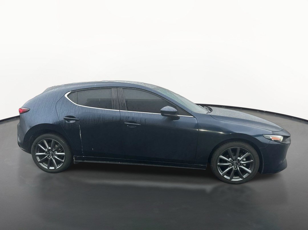 Used 2024 MAZDA MAZDA3 s FWD image 2