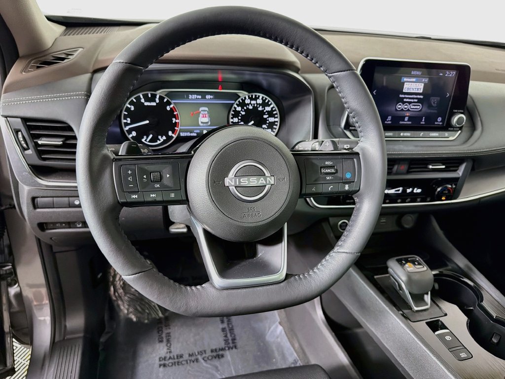 Used 2023 Nissan Rogue SV w/ SV Premium B Package AWD/4WD image 11