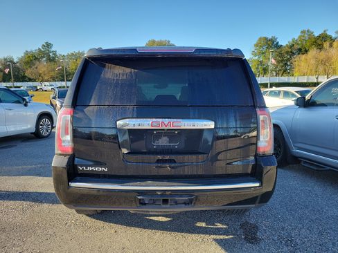 Used 2016 GMC Yukon Denali w/ Open Road Package image 16