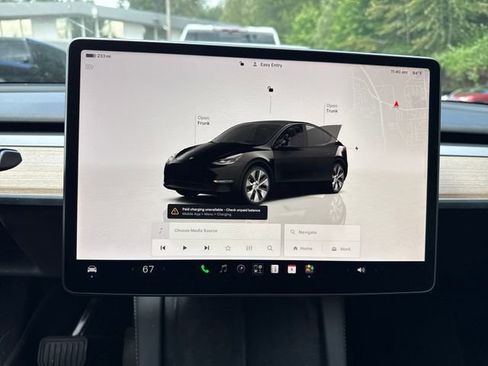Used 2023 Tesla Model Y Long Range AWD/4WD image 17