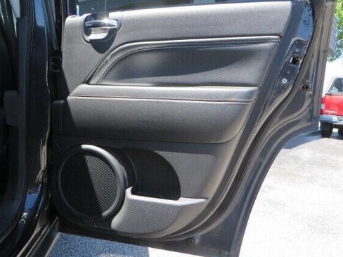 Used 2014 Jeep Compass Latitude w/ All Weather Capability Group image 41