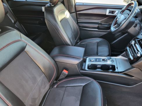 Used 2022 Ford Explorer ST-Line w/ Class IV Trailer Tow Package image 14