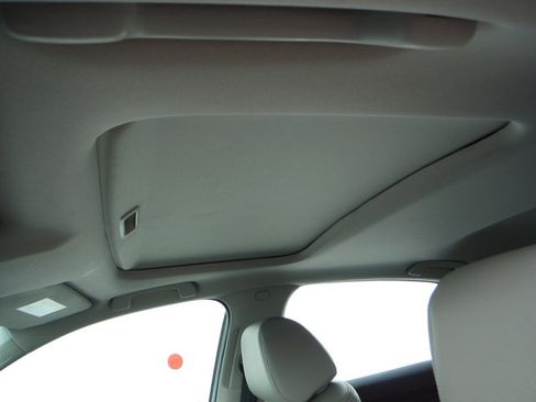 Used 2023 Honda Civic EX-L image 10